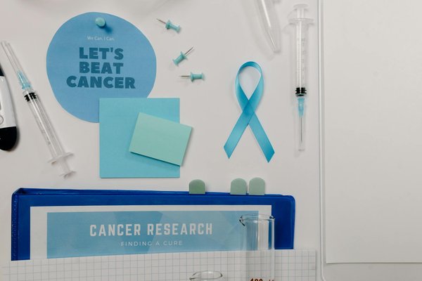 Solidifier la Ceinture Abdominale : Une Approche Efficace pour Soulager les Douleurs de Dos chez les Personnes Âgées